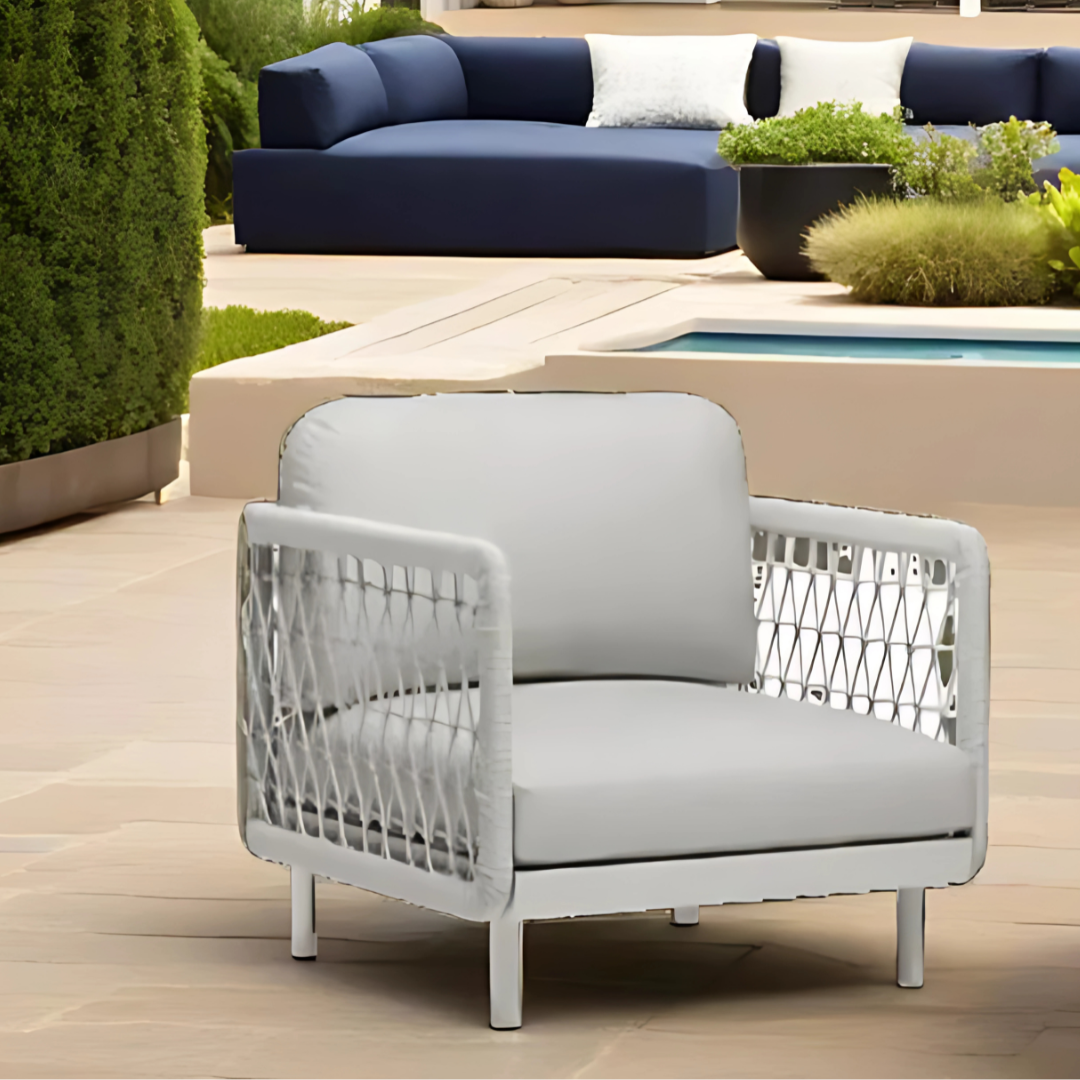 Avol armchair W