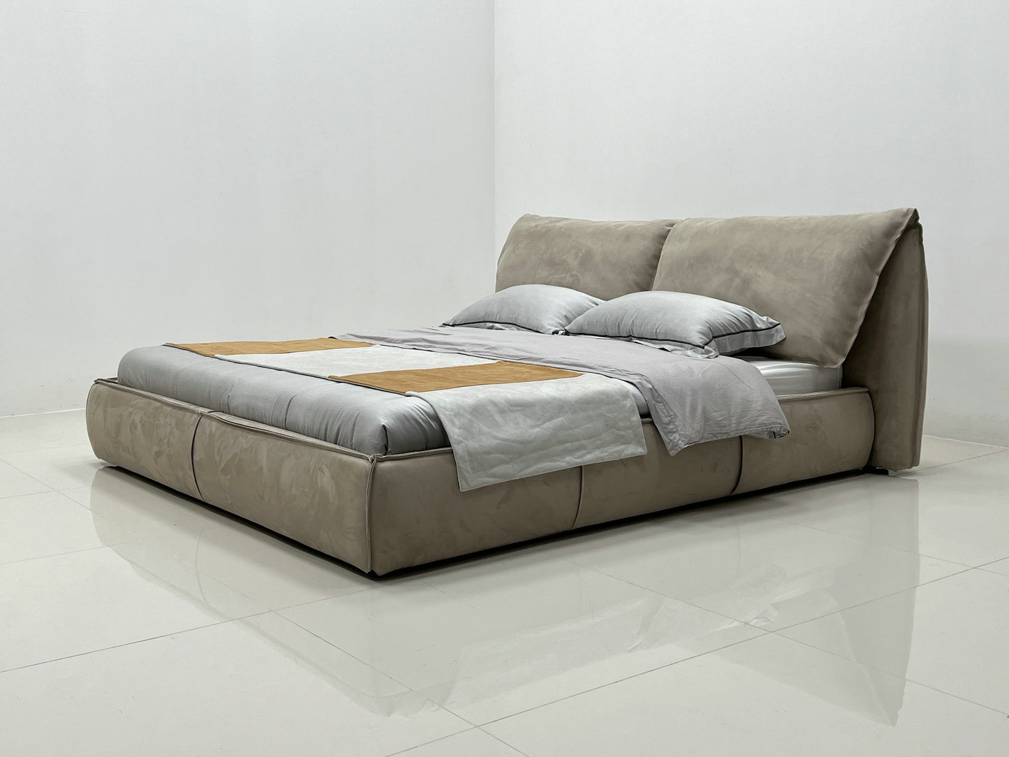 Teso GC2102B