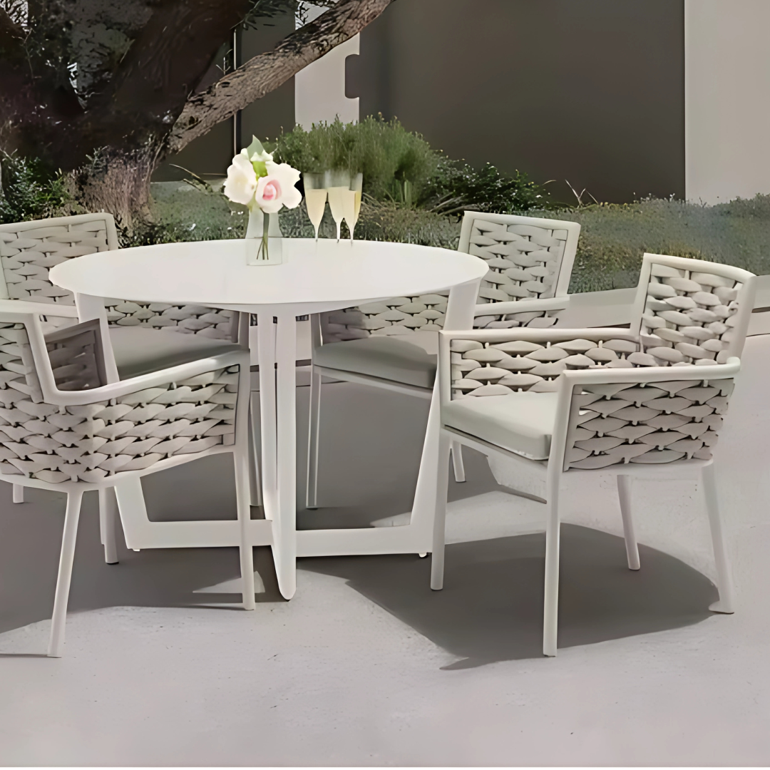 91 7201 50  LOOP dining chair