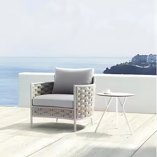 Lio 91 7201 20  LOOP armchair